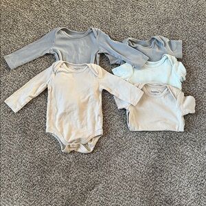 Burt’s Bees baby 6-9 month bodysuits